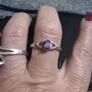 Super cute amethyst ring in sterling silver size 8 1/2